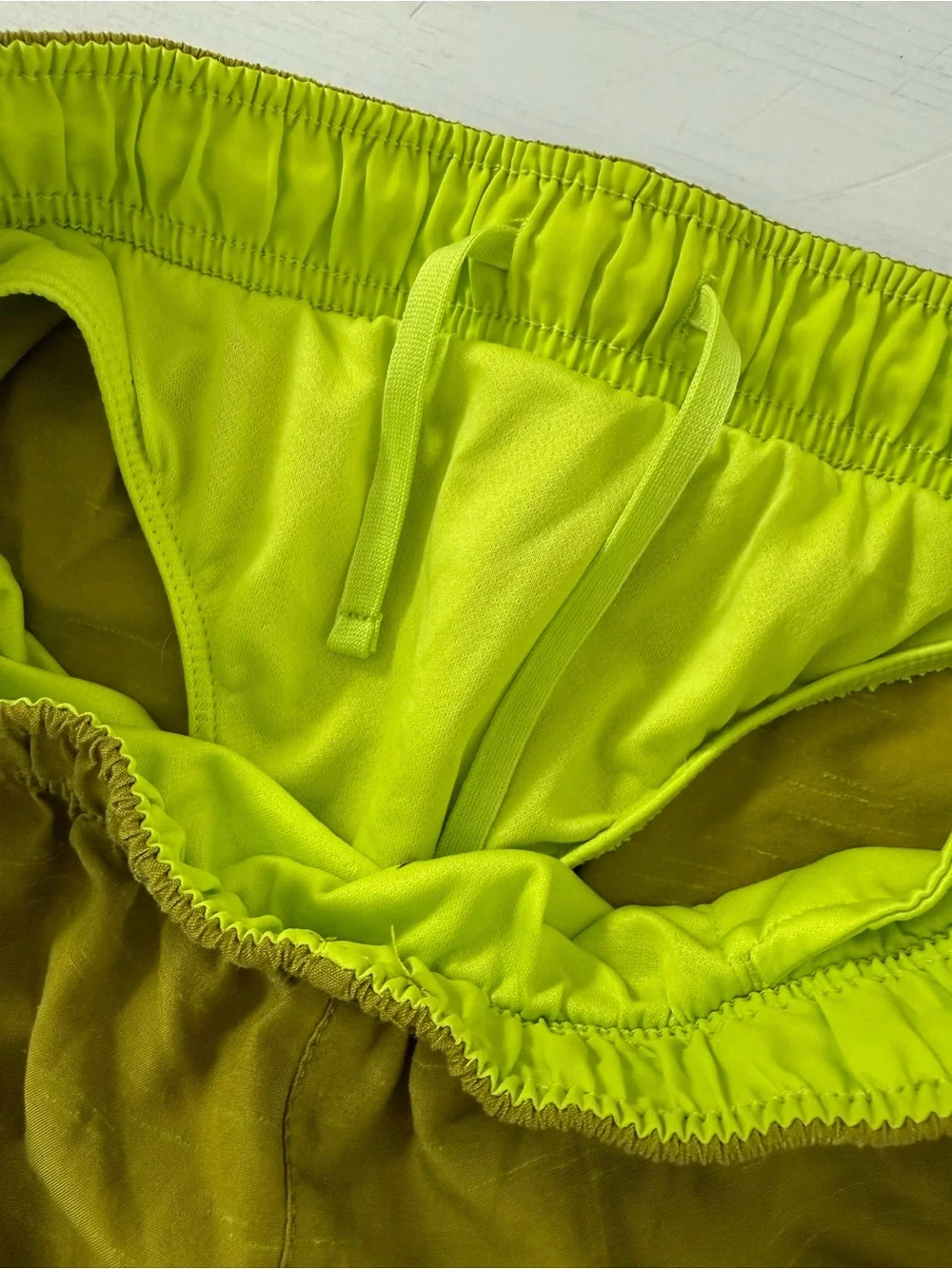 Nike Women’s Lime Chartreuse Green Dri-Fit Athletic Running Shorts S